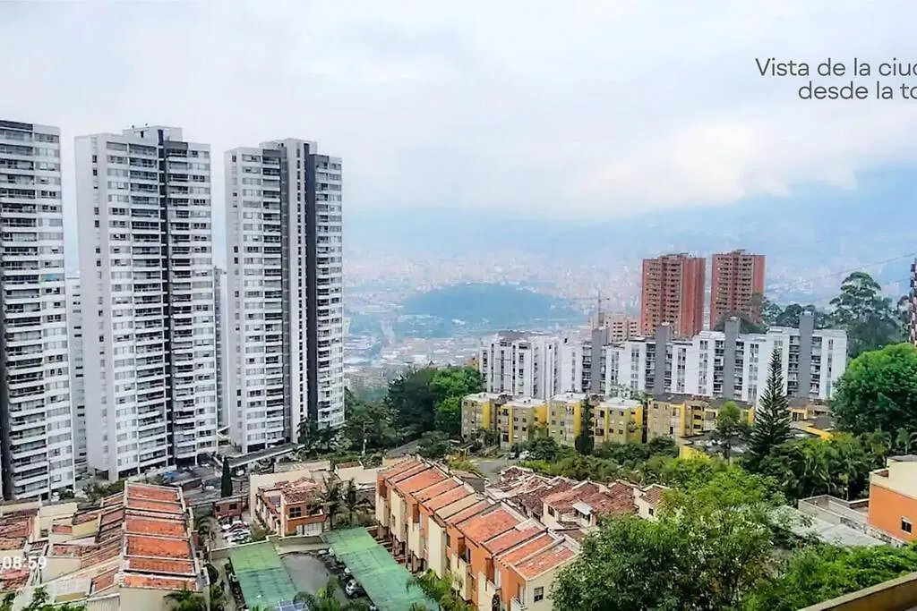 Rentalsop An01 Apto Cerca Al Lleras Con Balcon Y Piscina Climatizada, Cerca A Provenza, Ubicado Min Del Aeropuerto Medellin