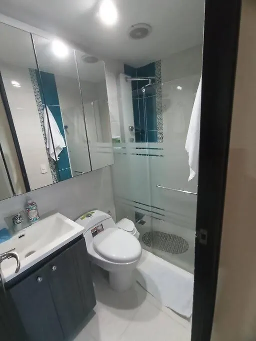 Rentalsop An01 Apto Cerca Al Lleras Con Balcon Y Piscina Climatizada, Cerca A Provenza, Ubicado Min Del Aeropuerto Medellin 0*,  Colombia