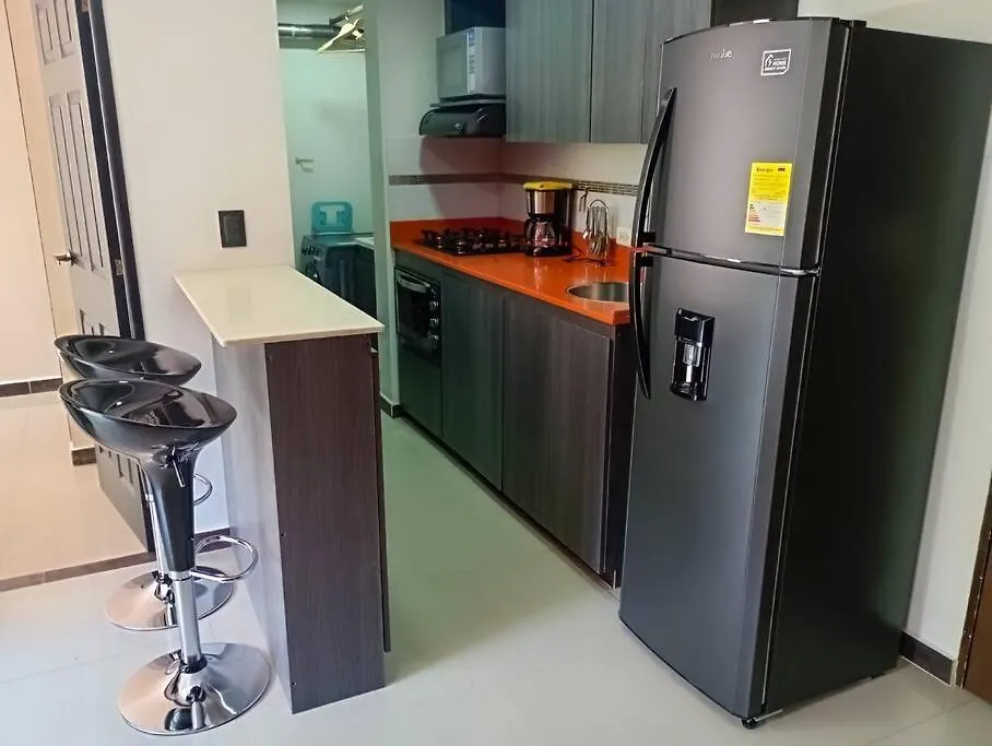 Rentalsop An01 Apto Cerca Al Lleras Con Balcon Y Piscina Climatizada, Cerca A Provenza, Ubicado Min Del Aeropuerto Medellin 0*,